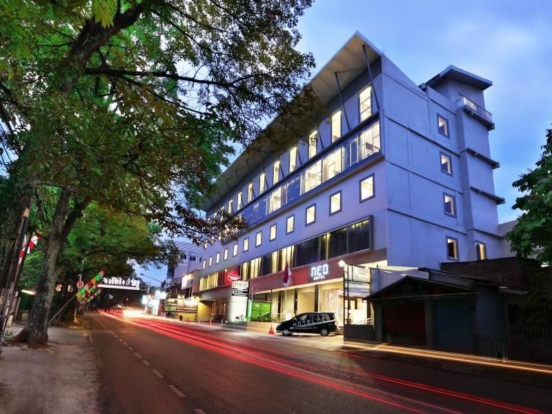 Neo Dipatiukur Bandung By Aston Hotel Eksteriør billede